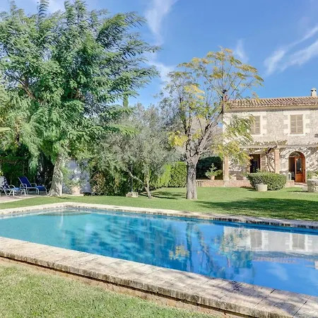 U Villa Pollença